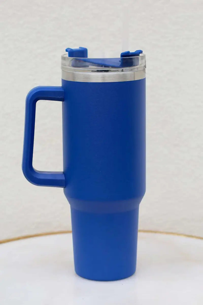 “20oz Aesthetic Tumbler – Spillproof, Insulated & Totally Vibe-Checked”